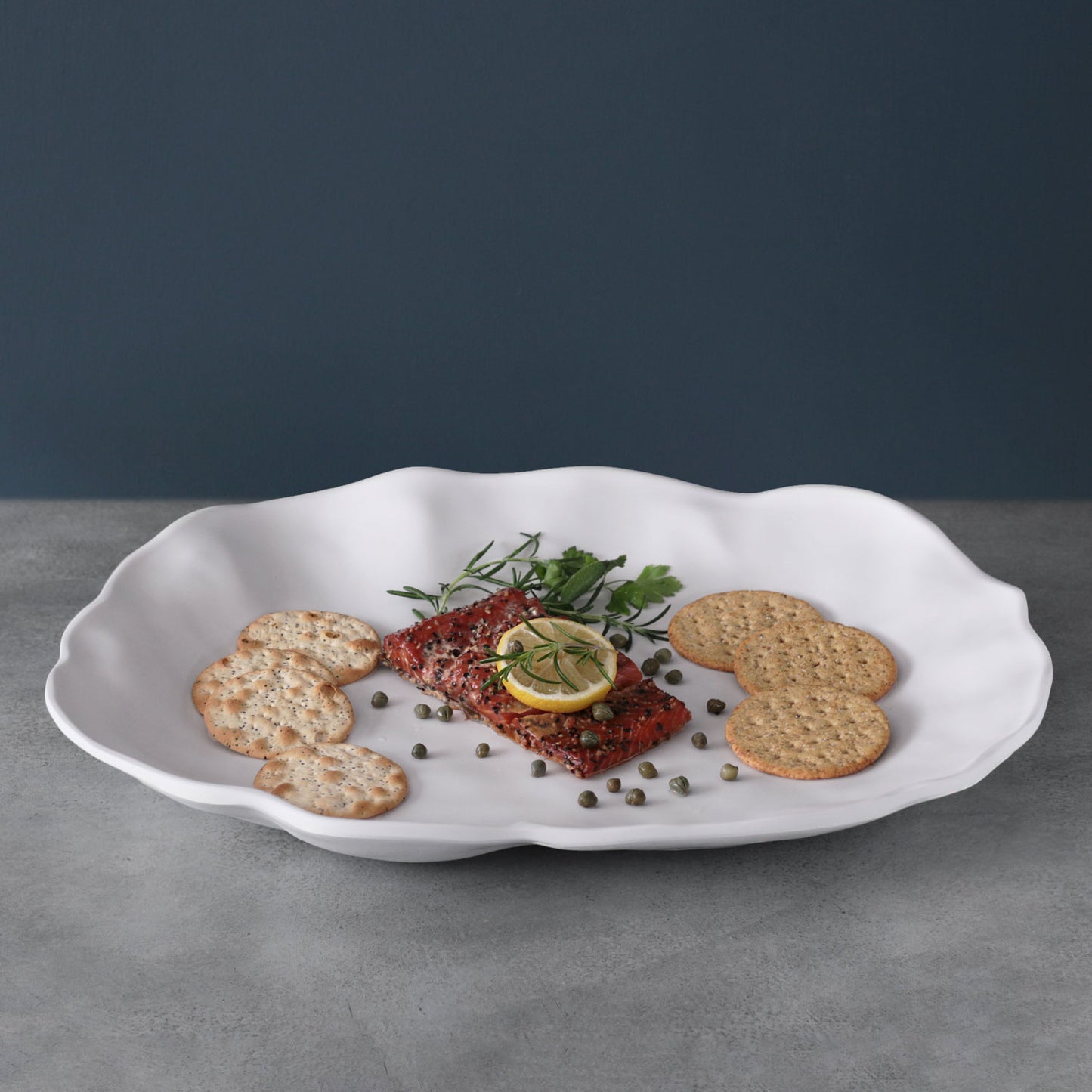 Beatriz Ball VIDA Nube Large Oval Platter
