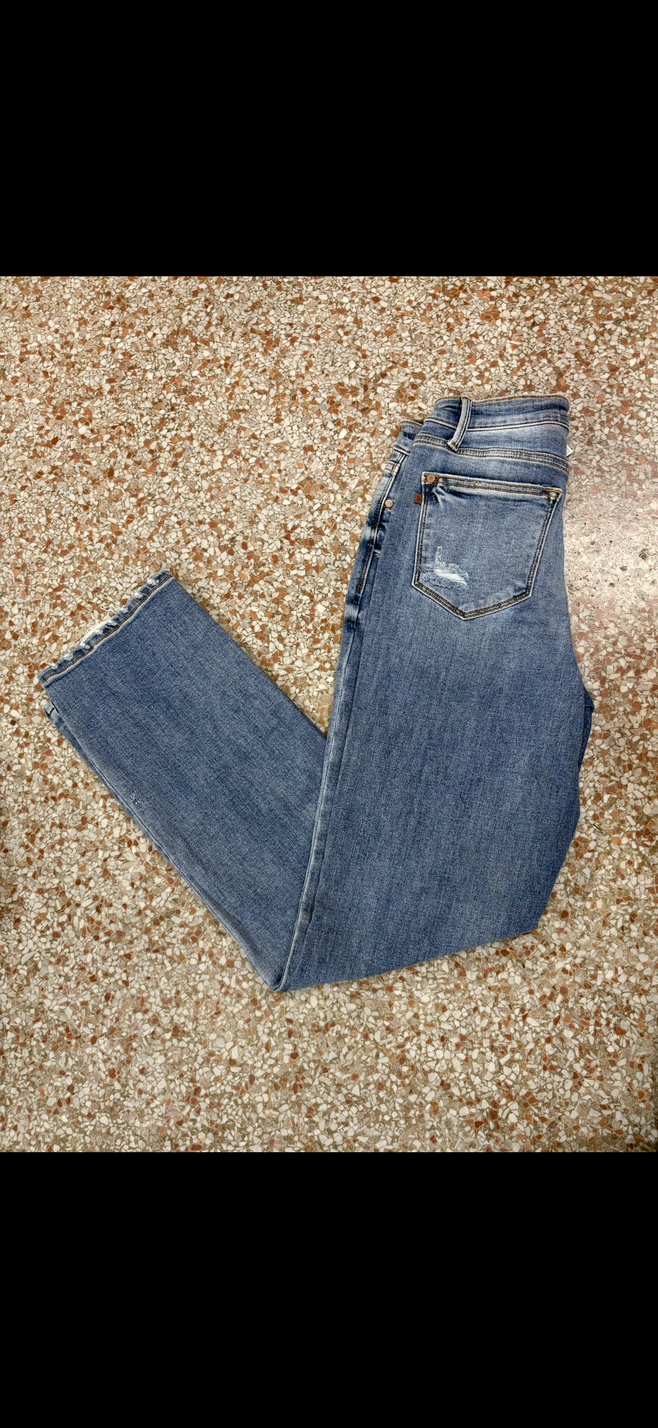 Judy Blue High Waist Straight with Destressed Bottom Medium Wash JB82470
