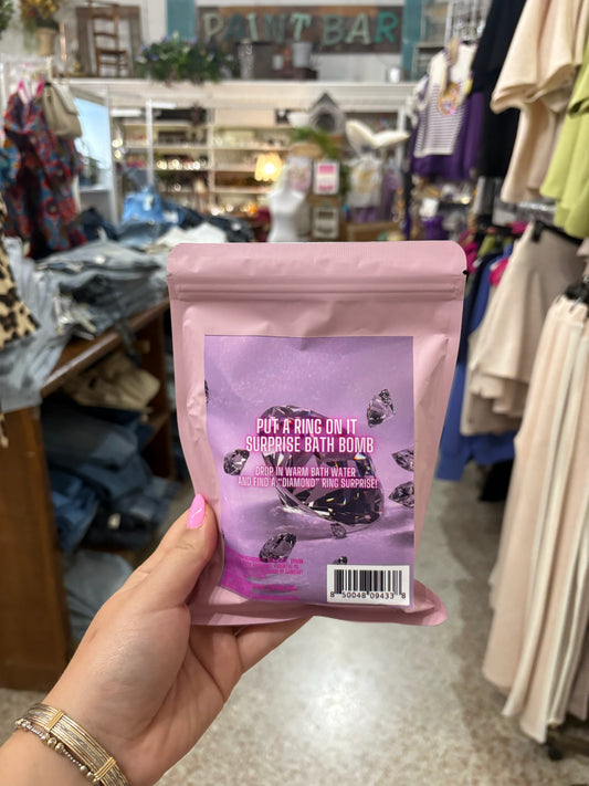 Put A Ring On It Surprise Bath Bomb