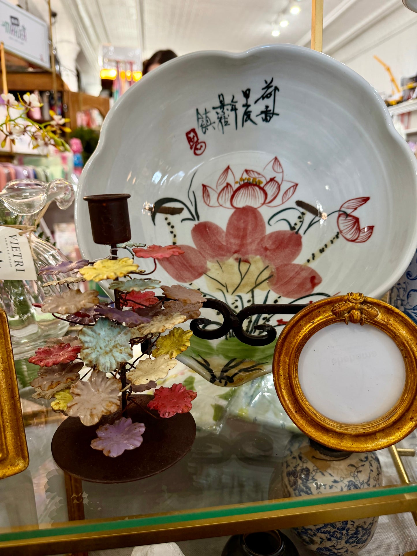 Gold Circle Bee Frame