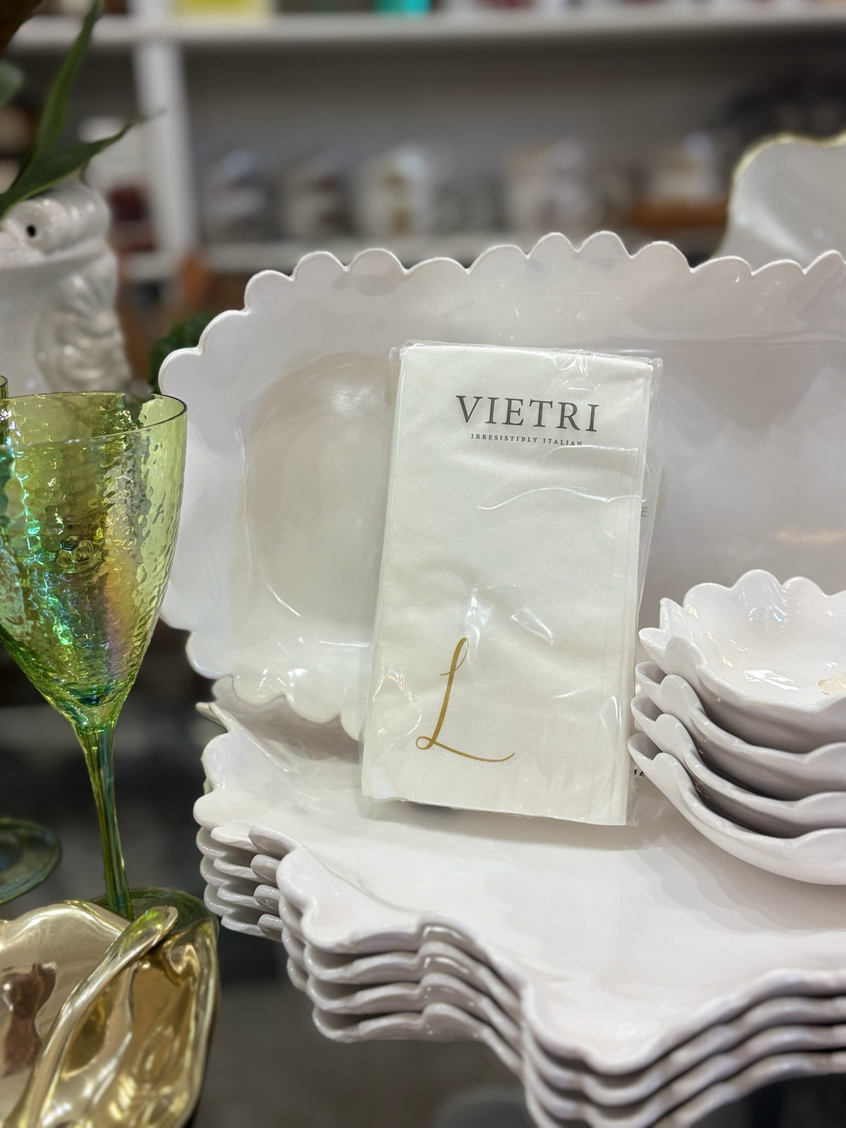 Vietri Papersoft Napkins Gold Monogram Guest Towels