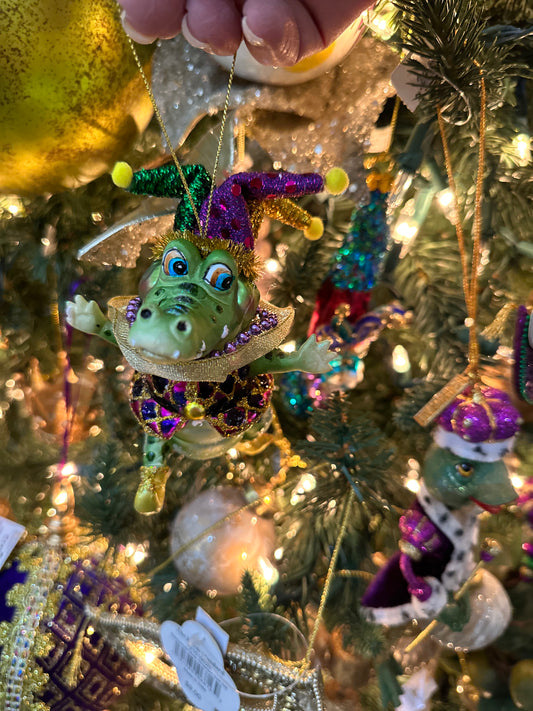 Fancy Mardi Gras Alligator Male Ornament