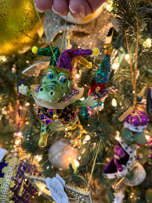 Fancy Mardi Gras Alligator Male Ornament